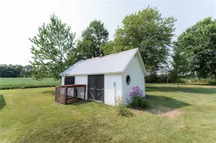 N7415 Squirrel Rd, Hixton, WI 54635 - Photo 20