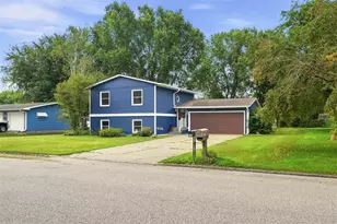 827 E Olson St, Blair, WI 54616 - Photo 2