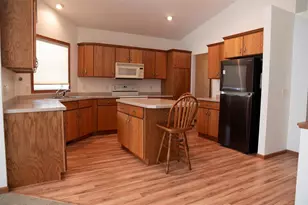 4433 E Hamilton Ave, Eau Claire, WI 54701 - Photo 4