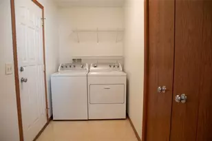 4433 E Hamilton Ave, Eau Claire, WI 54701 - Photo 20