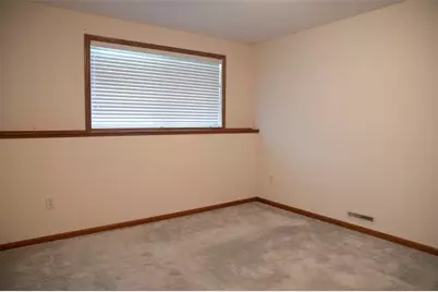 4433 E Hamilton Avenue #23, Eau Claire, WI 54701 - Photo 30