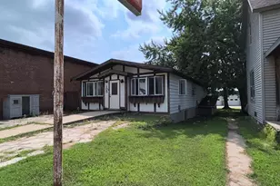 105 N Main St, Cochrane, WI 54622 - Photo 2