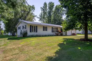 26231 W 1st Ave, Eleva, WI 54738 - Photo 2