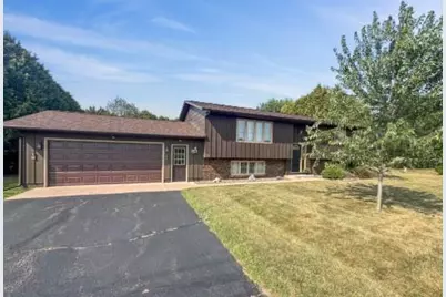 18748 50th Avenue, Chippewa Falls, WI 54729 - Photo 2