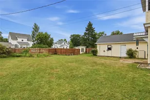 34 Cliff St, Chippewa Falls, WI 54729 - Photo 36