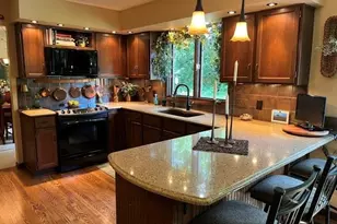 S7475 Homestead Rd, Eau Claire, WI 54701 - Photo 6