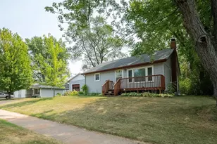 1135 Mansfield St, Chippewa Falls, WI 54729 - Photo 6