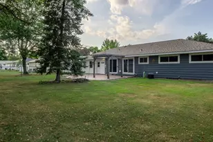 1905 E Lexington Blvd, Eau Claire, WI 54701 - Photo 10