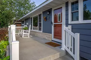 1905 E Lexington Blvd, Eau Claire, WI 54701 - Photo 4