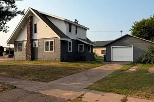 121 N River St, Spooner, WI 54801 - Photo 2