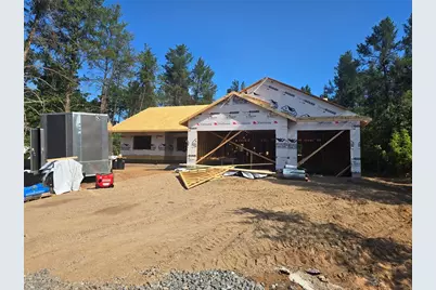 9084 S 24th Avenue, Eau Claire, WI 54703 - Photo 2