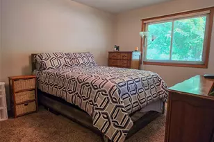 302 Summit Ct, Chippewa Falls, WI 54729 - Photo 14