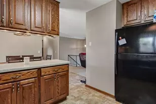 903 Pamela Pl, Eau Claire, WI 54701 - Photo 10