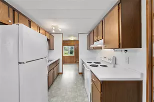 706 Stone St, Augusta, WI 54722 - Photo 8