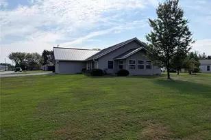 517 3rd St, Withee, WI 54498 - Photo 4