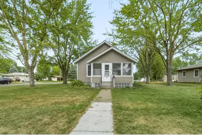 479 Irvine Street, Chippewa Falls, WI 54729 - Photo 2