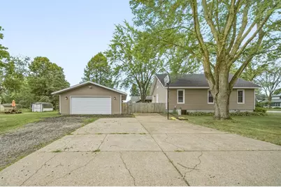 479 Irvine Street, Chippewa Falls, WI 54729 - Photo 8