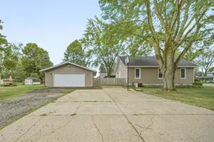 479 Irvine St, Chippewa Falls, WI 54729 - Photo 8