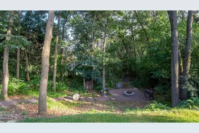 2111 High Point Drive, Altoona, WI 54720 - Photo 10
