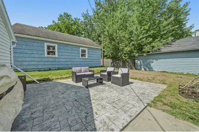 329 E 4th Avenue, Stanley, WI 54768 - Photo 10