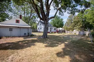 855 Stout St, Menomonie, WI 54751 - Photo 38