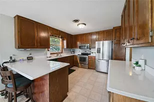 321 W Warner St, Ellsworth, WI 54011 - Photo 10