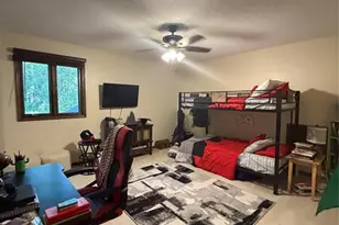 1011 Skyview Dr, Altoona, WI 54720 - Photo 24