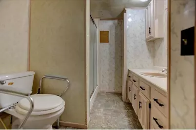 W711 Parkview Avenue, Mondovi, WI 54755 - Photo 8