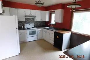 312 W Allen St, Rice Lake, WI 54868 - Photo 2