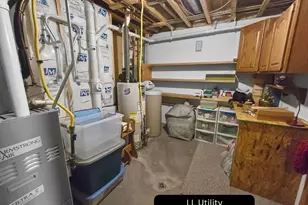 320 Driftwood St, West Salem, WI 54669 - Photo 38