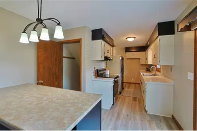 3045 Wedgewood Avenue, Eau Claire, WI 54703 - Photo 14