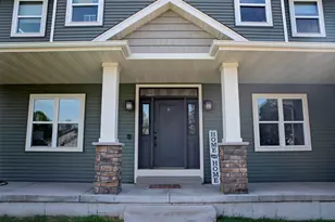 4823 Club House Ln, Eau Claire, WI 54703 - Photo 4