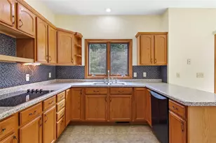 16445 E Lincoln Dr, Fall Creek, WI 54742 - Photo 10