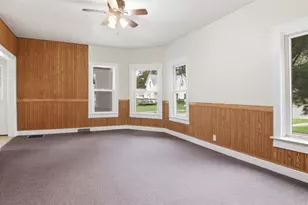 329 Washington St, Stanley, WI 54768 - Photo 14