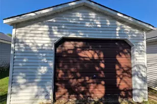 428 E School St, Thorp, WI 54771 - Photo 18