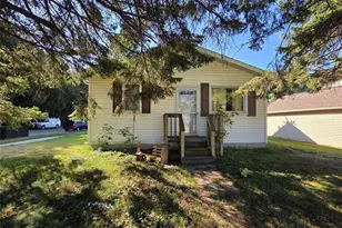 428 E School St, Thorp, WI 54771 - Photo 14