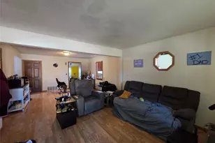 428 E School St, Thorp, WI 54771 - Photo 6