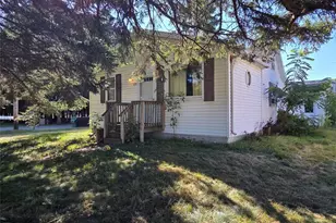 428 E School St, Thorp, WI 54771 - Photo 16