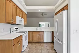 1807 Pine Park Dr, Eau Claire, WI 54701 - Photo 12