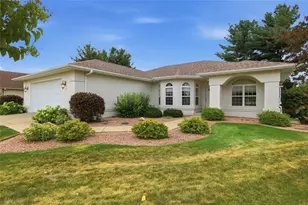 1807 Pine Park Dr, Eau Claire, WI 54701 - Photo 2