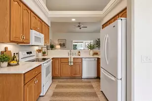 1807 Pine Park Dr, Eau Claire, WI 54701 - Photo 14