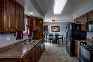 1923 Arlene Pl, Eau Claire, WI 54703 - Photo 8
