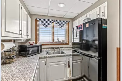 2737 Morningside Drive, Eau Claire, WI 54703 - Photo 4