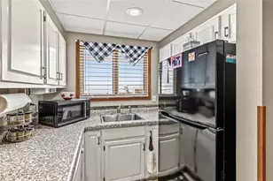 2737 Morningside Dr, Eau Claire, WI 54703 - Photo 4