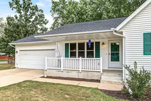 2336 Bradwood Ave, Altoona, WI 54720 - Photo 4