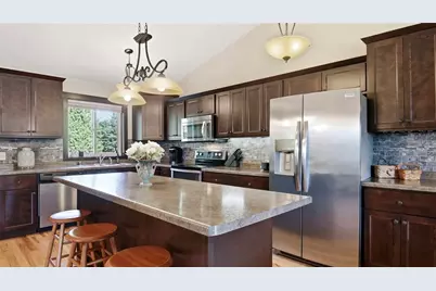 2014 Concord Trail, Eau Claire, WI 54703 - Photo 10