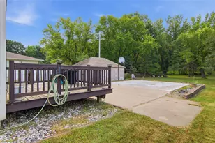 615 W Prospect St, Durand, WI 54736 - Photo 26