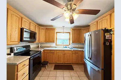 1812 Peterson Avenue, Eau Claire, WI 54703 - Photo 4