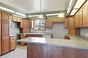 532 Main St, Cadott, WI 54727 - Photo 4