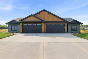 6735 Buck Tail Dr, Altoona, WI 54720 - Photo 2